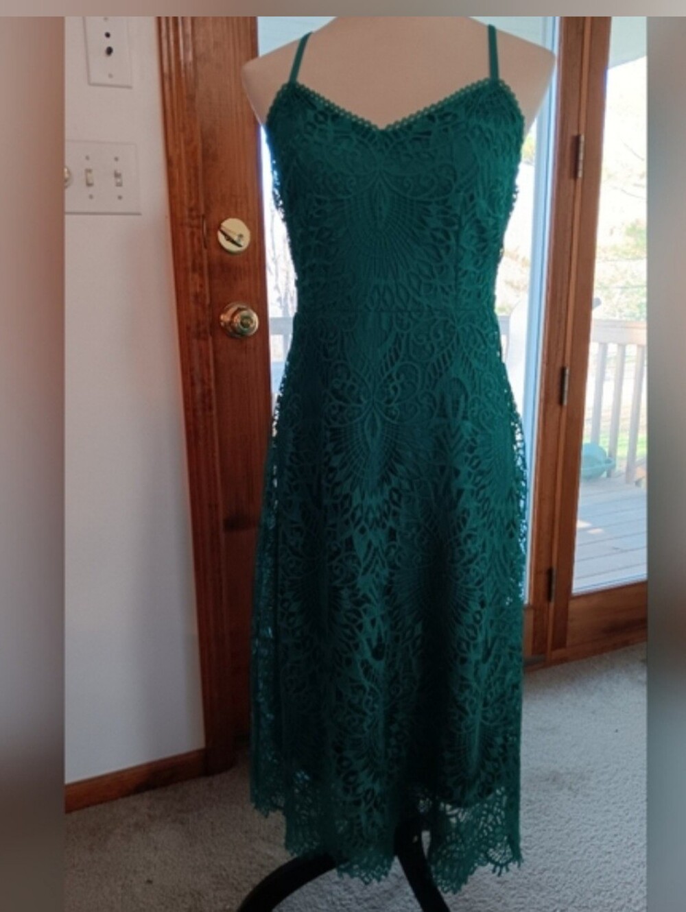 Guess Emerald Green Lace Midi Dress NWT Size 6 Wedding Guest Cocktail Party - Picture 6 of 7